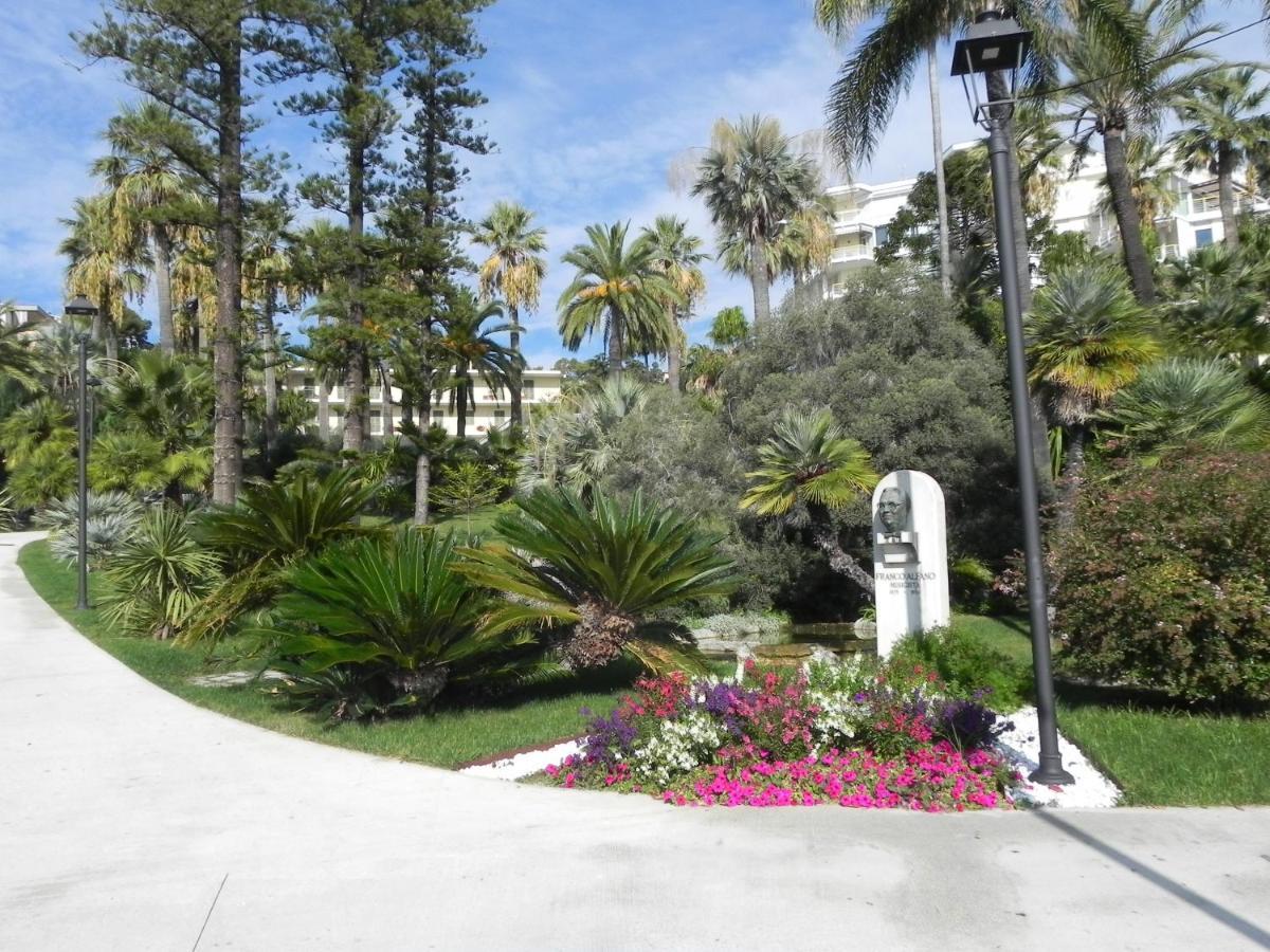 Centralissimo Trilocale Su Due Piani - Flavio House 圣雷默 外观 照片